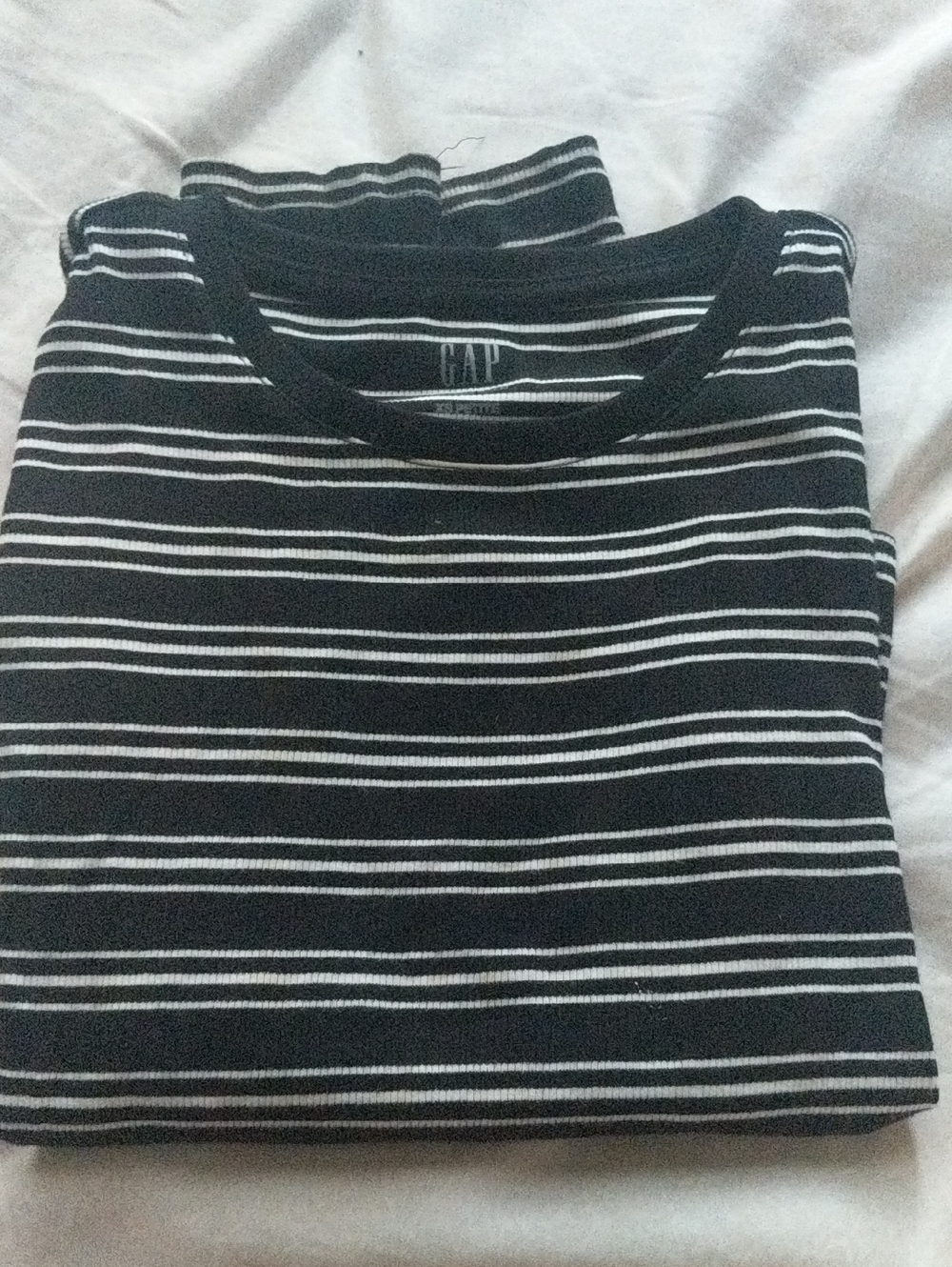 Gap Kids Black And White Long Sleeve Shirt